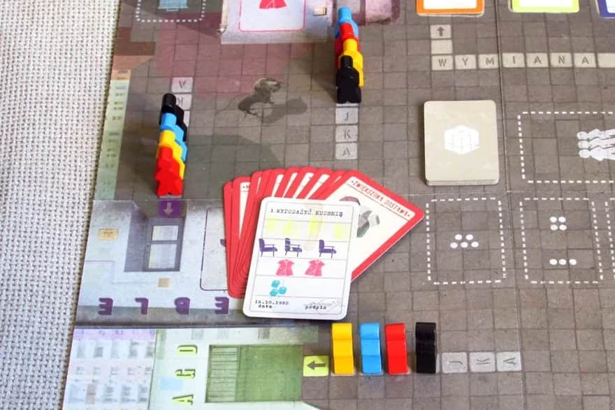 Zasady gry Kolejka: Jak uniknąć błędów i wygrać w kultowej planszówce